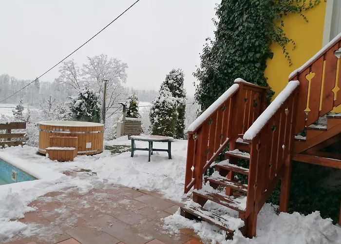Dana Tatil Evi Vichova nad Jizerou
